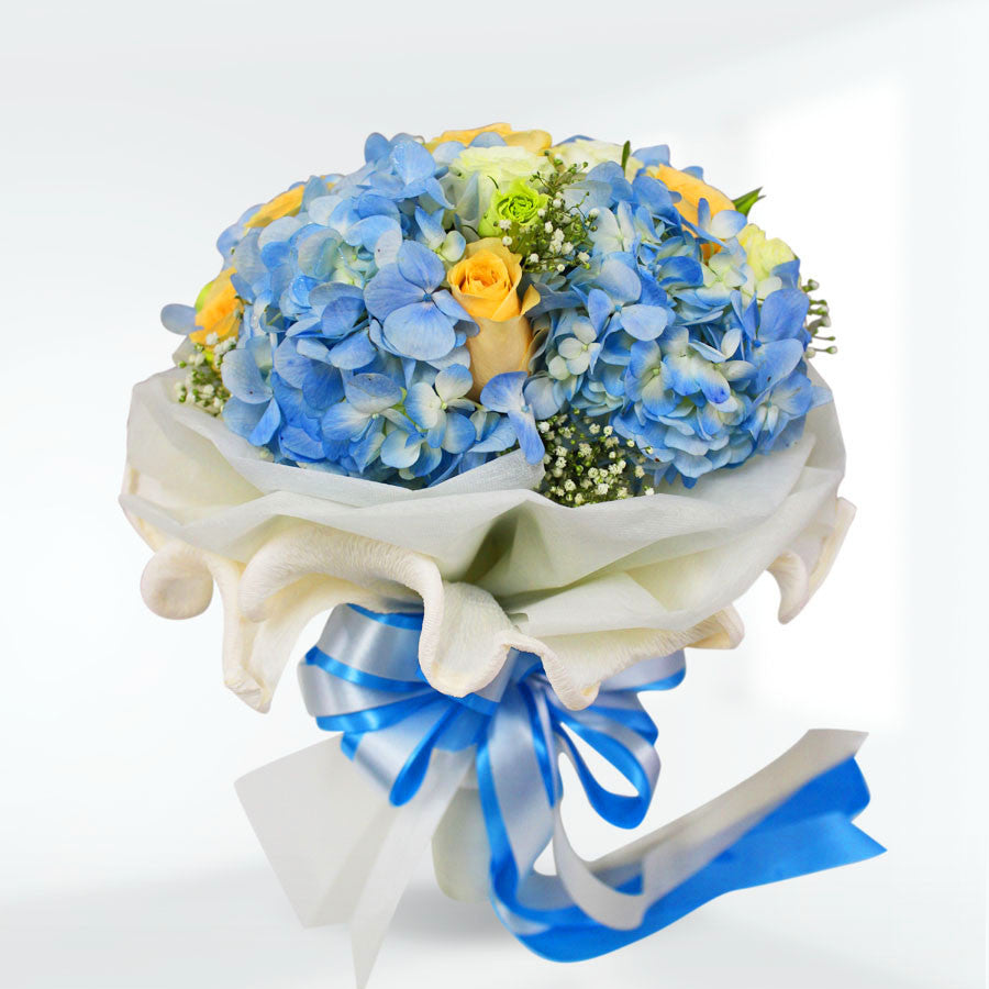 Lovely Blue Cupid Bouquet Of Hydrangea, Rose , Lisianthus and Gypso –  April Flora